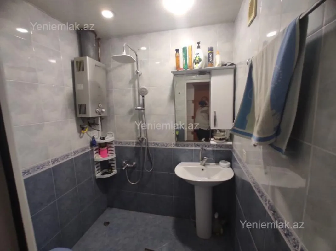 Satılır 3 otaqlı köhnə tikili 50 m²