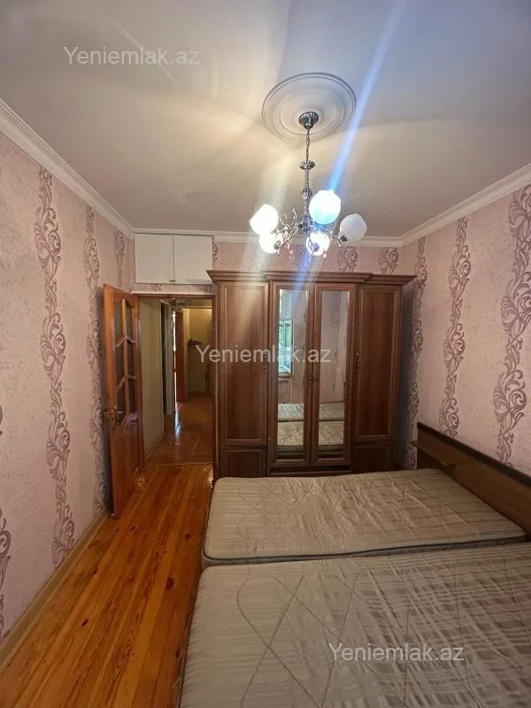 Satılır 3 otaqlı köhnə tikili 50 m²