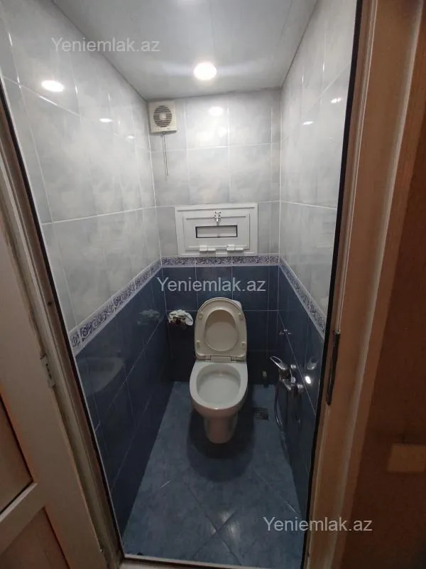 Satılır 3 otaqlı köhnə tikili 50 m²