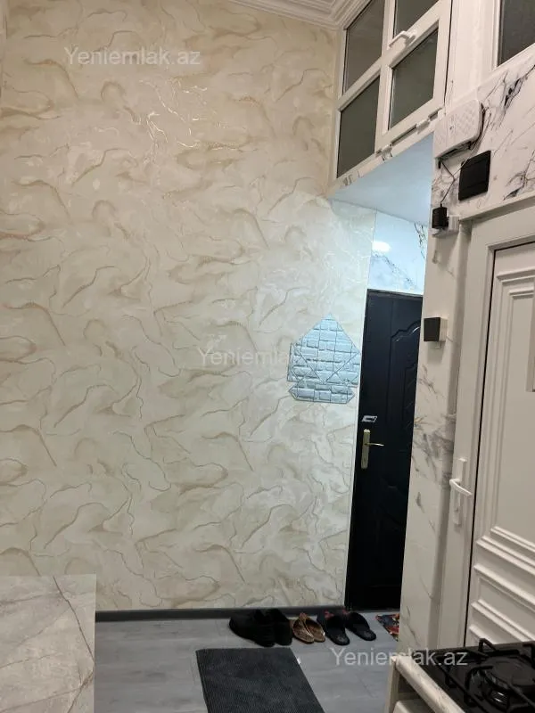 Satılır 1 otaqlı köhnə tikili 30 m²