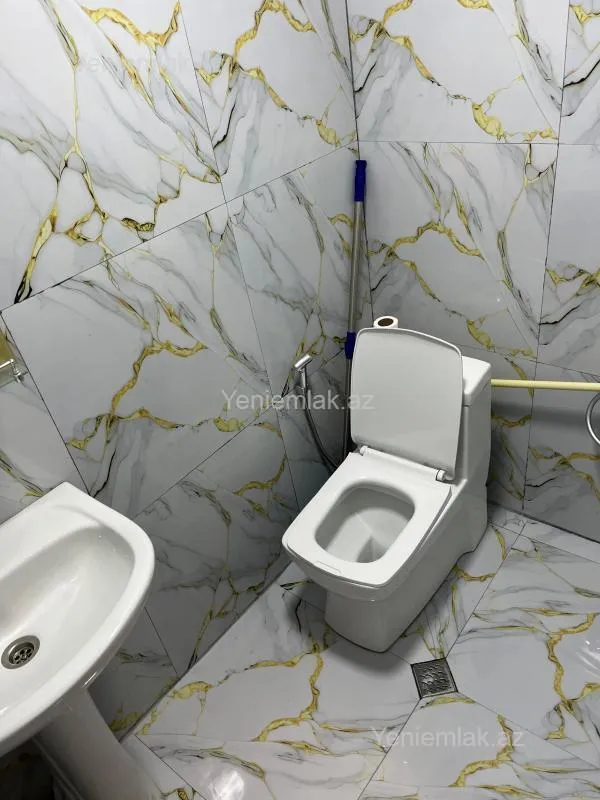 Satılır 1 otaqlı köhnə tikili 30 m²