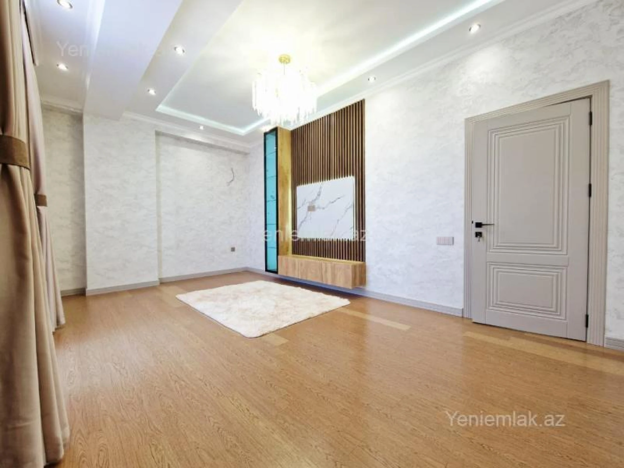Satılır 3 otaqlı yeni tikili 77 m²