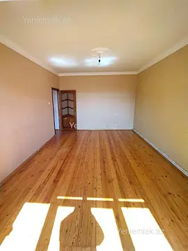 Satılır 2 otaqlı köhnə tikili 55 m²