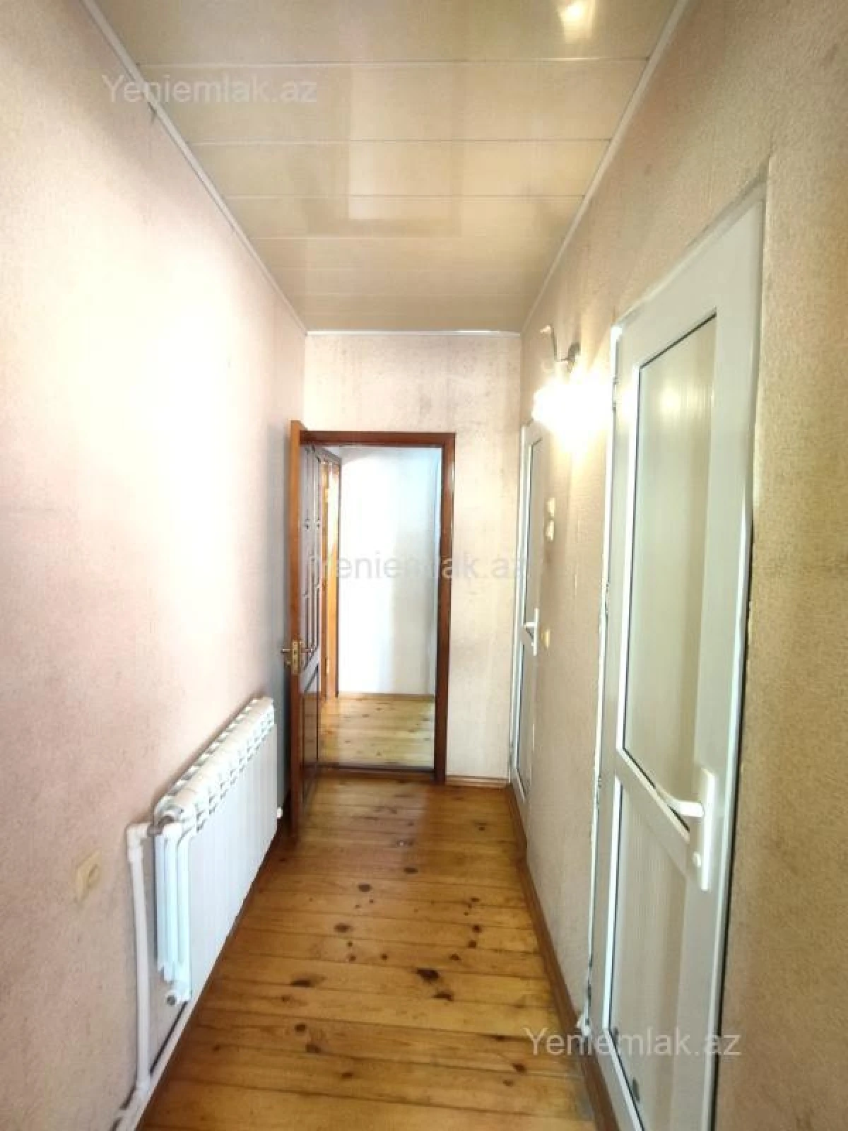 Satılır 2 otaqlı köhnə tikili 55 m²
