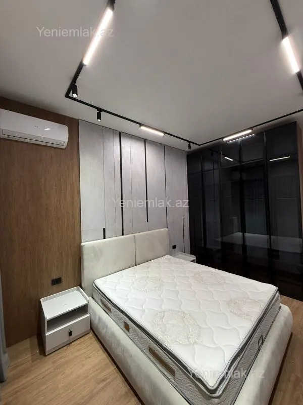 Satılır 3 otaqlı yeni tikili 100 m²