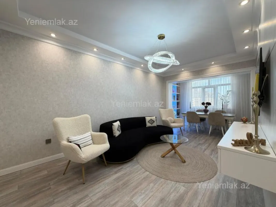 Satılır 3 otaqlı köhnə tikili 81 m²