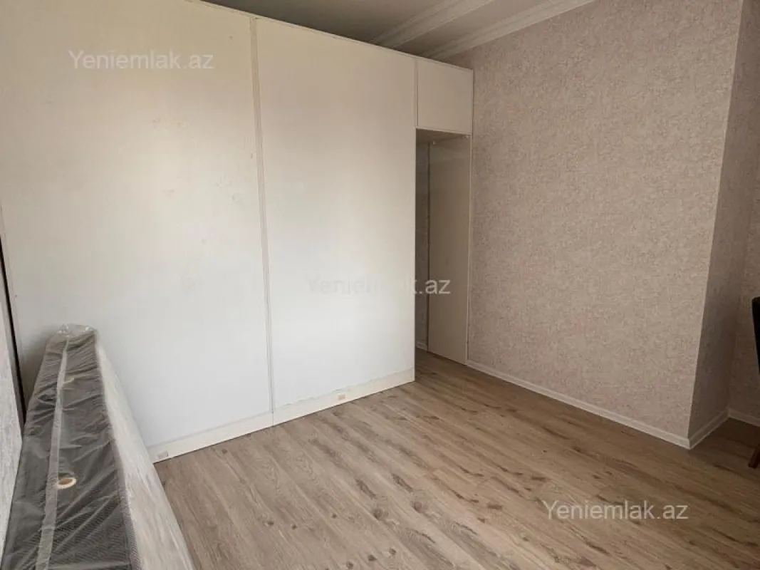 Satılır 2 otaqlı yeni tikili 75 m²