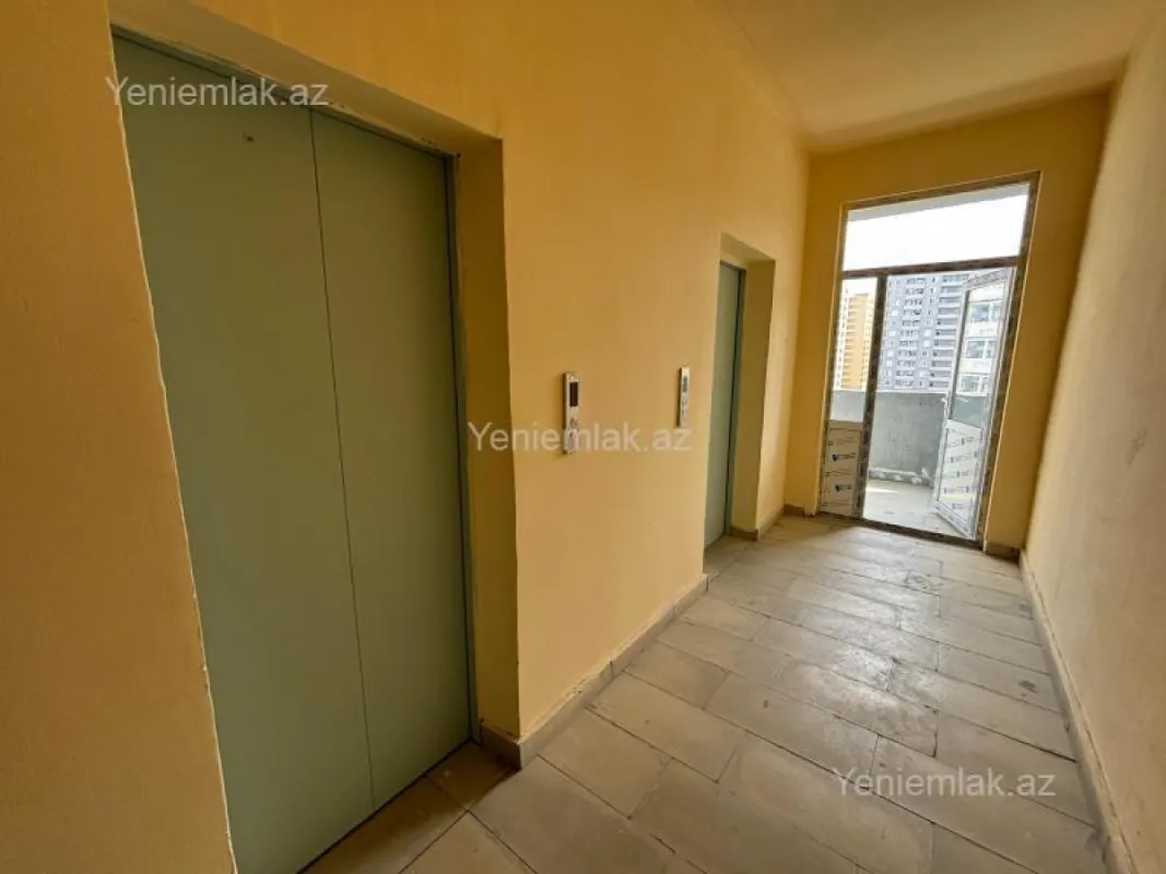 Satılır 2 otaqlı yeni tikili 75 m²