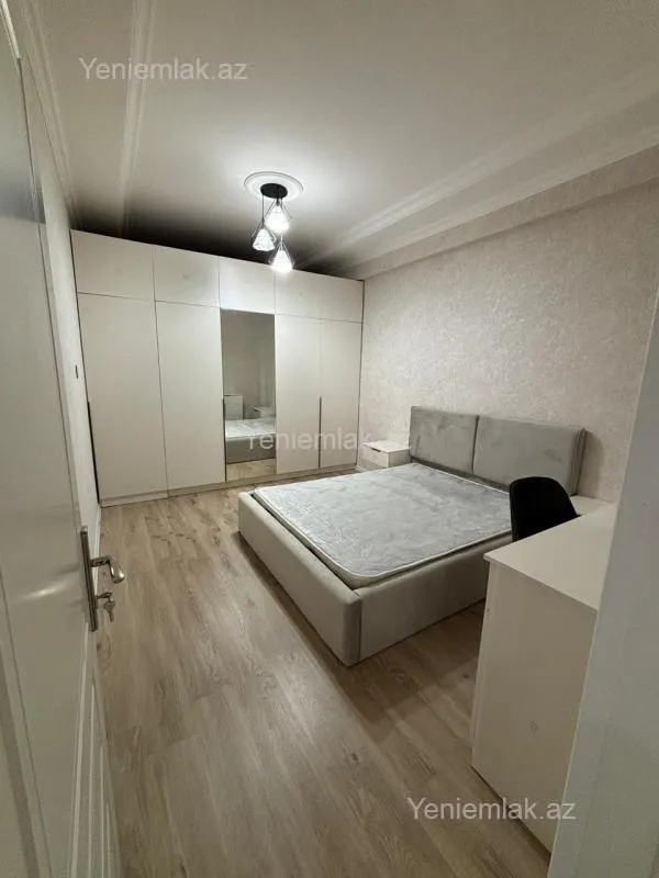 Satılır 2 otaqlı yeni tikili 75 m²