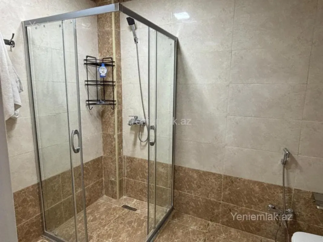 Satılır 2 otaqlı yeni tikili 75 m²
