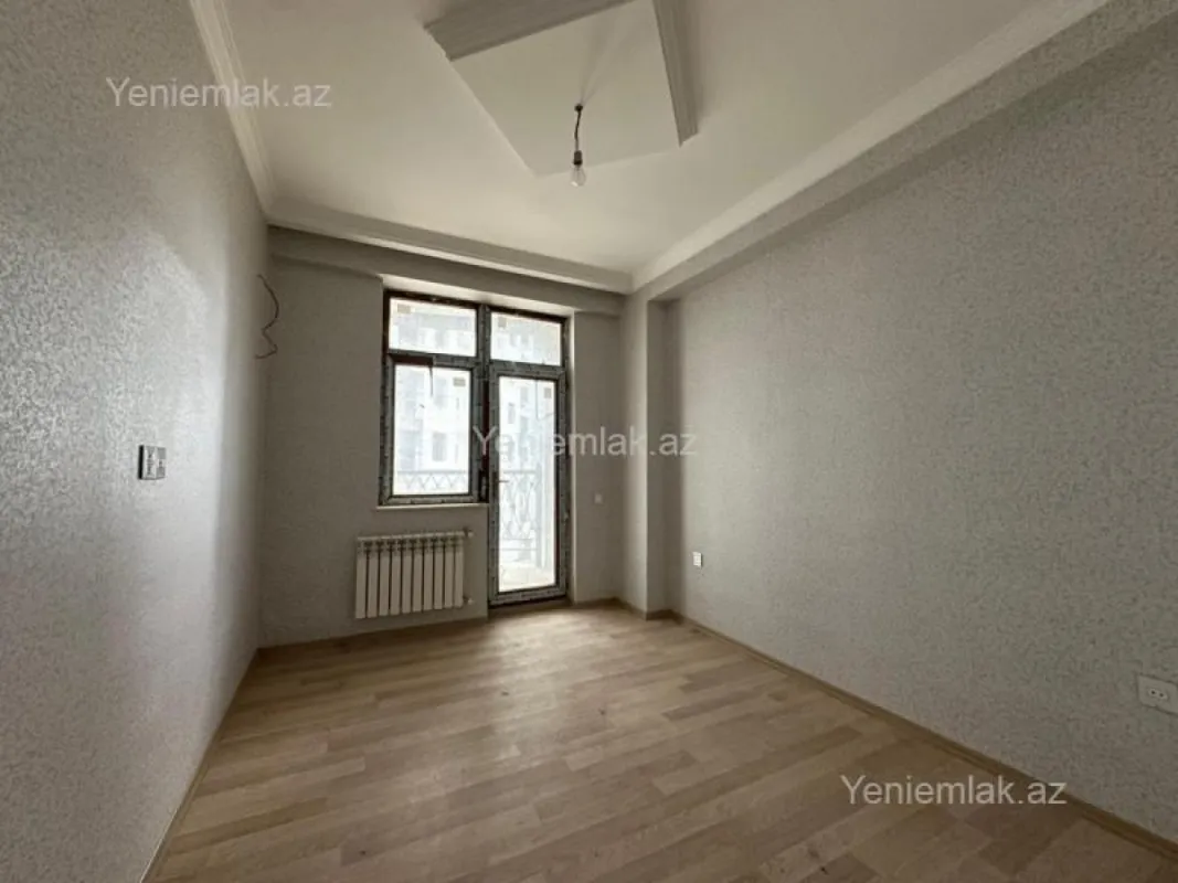 Satılır 3 otaqlı yeni tikili 129.8 m²
