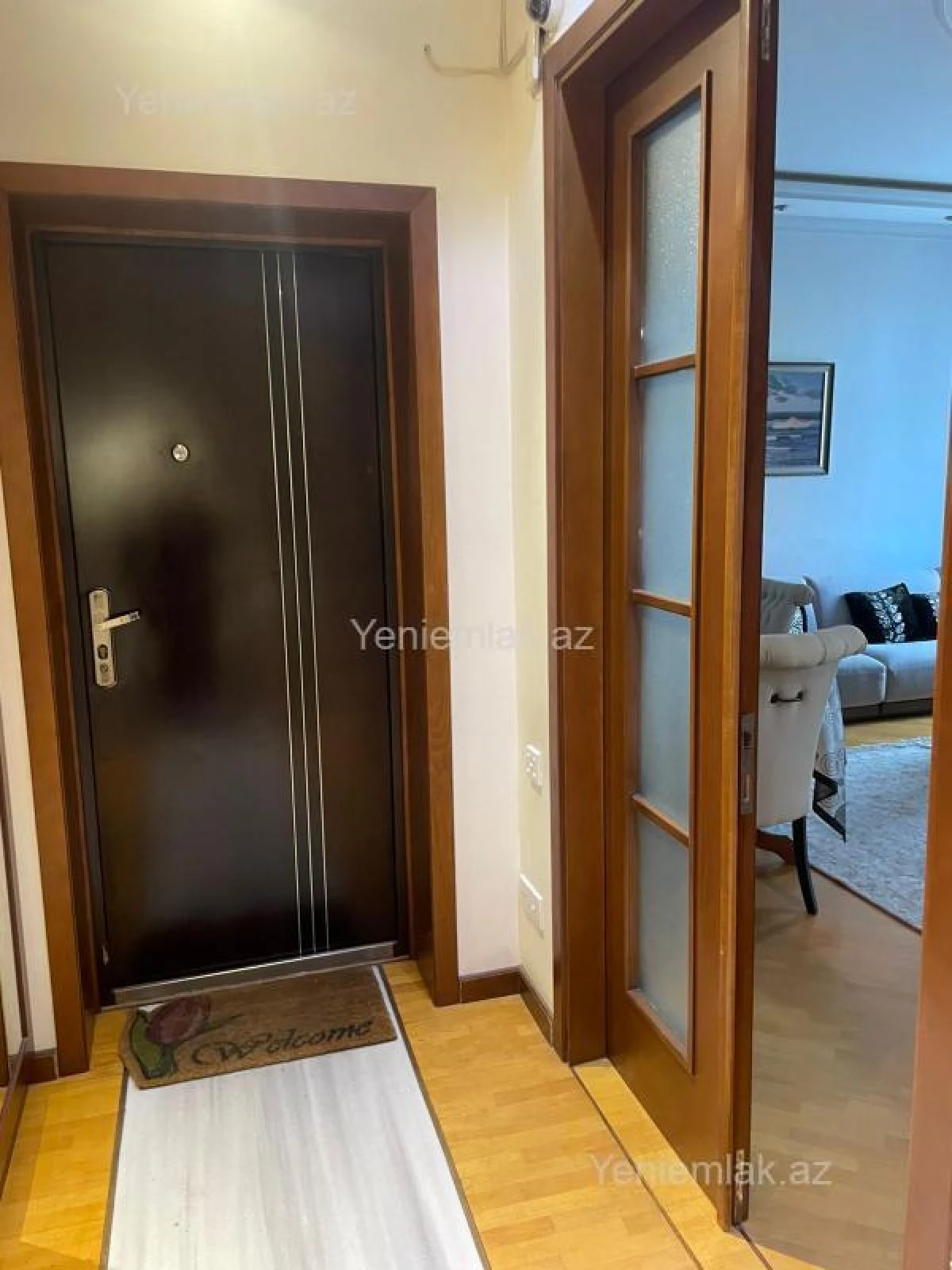 Satılır 4 otaqlı köhnə tikili 120 m²