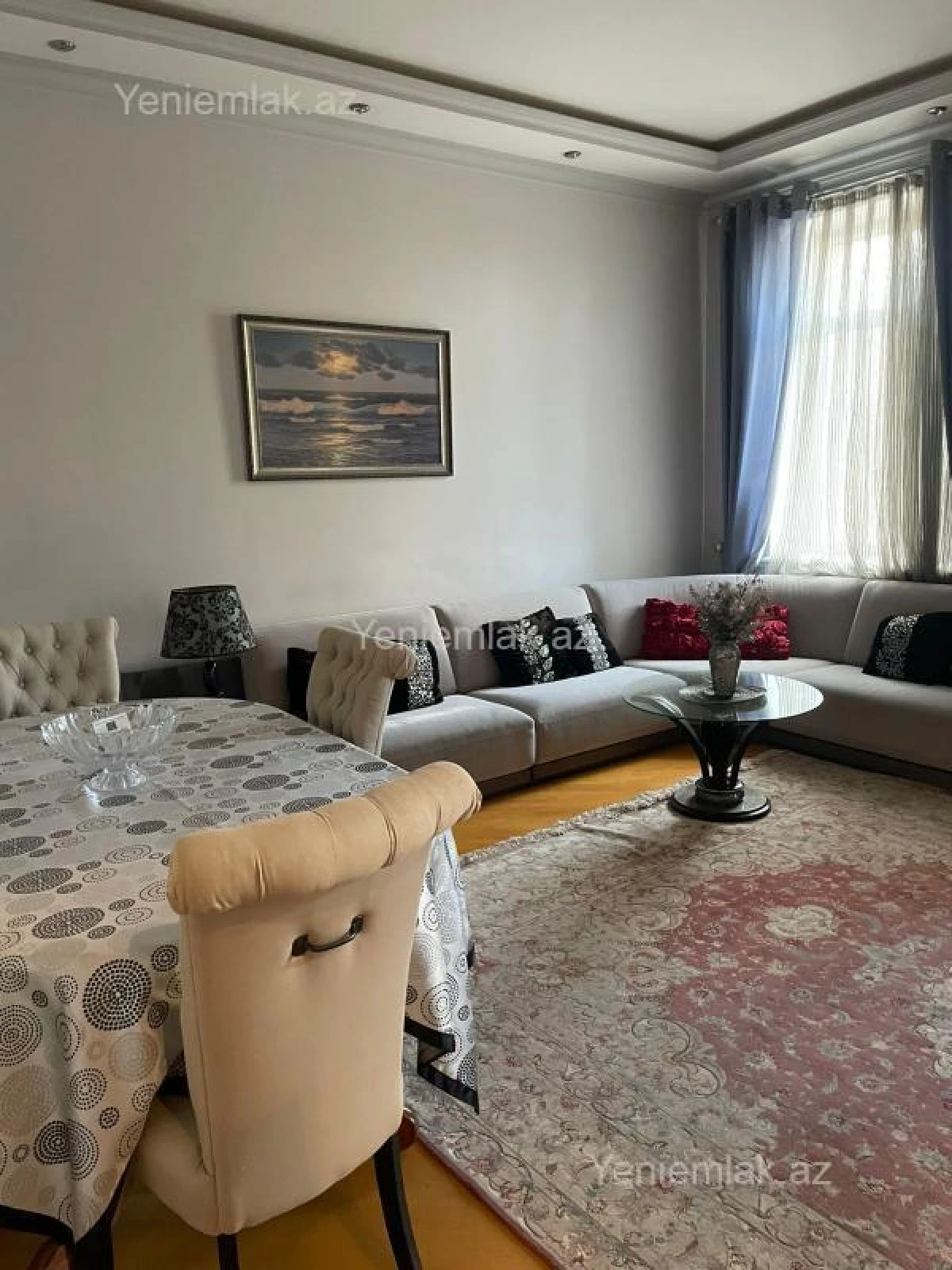 Satılır 4 otaqlı köhnə tikili 120 m²