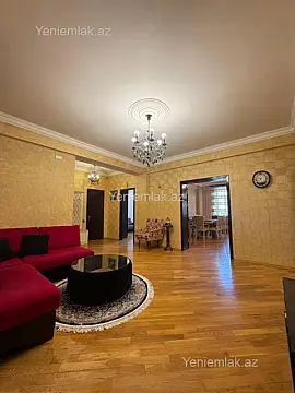 Satılır 3 otaqlı yeni tikili 135 m²