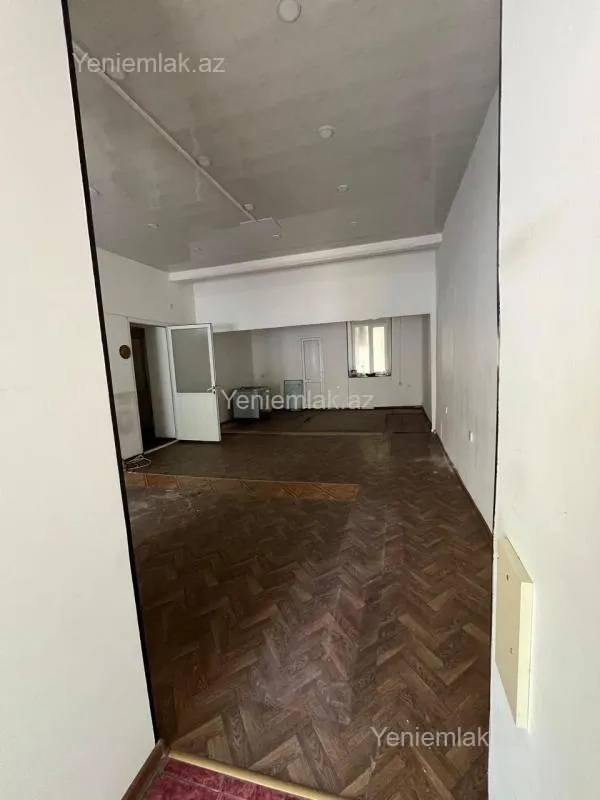 Satılır 1 otaqlı obyekt 160 m²