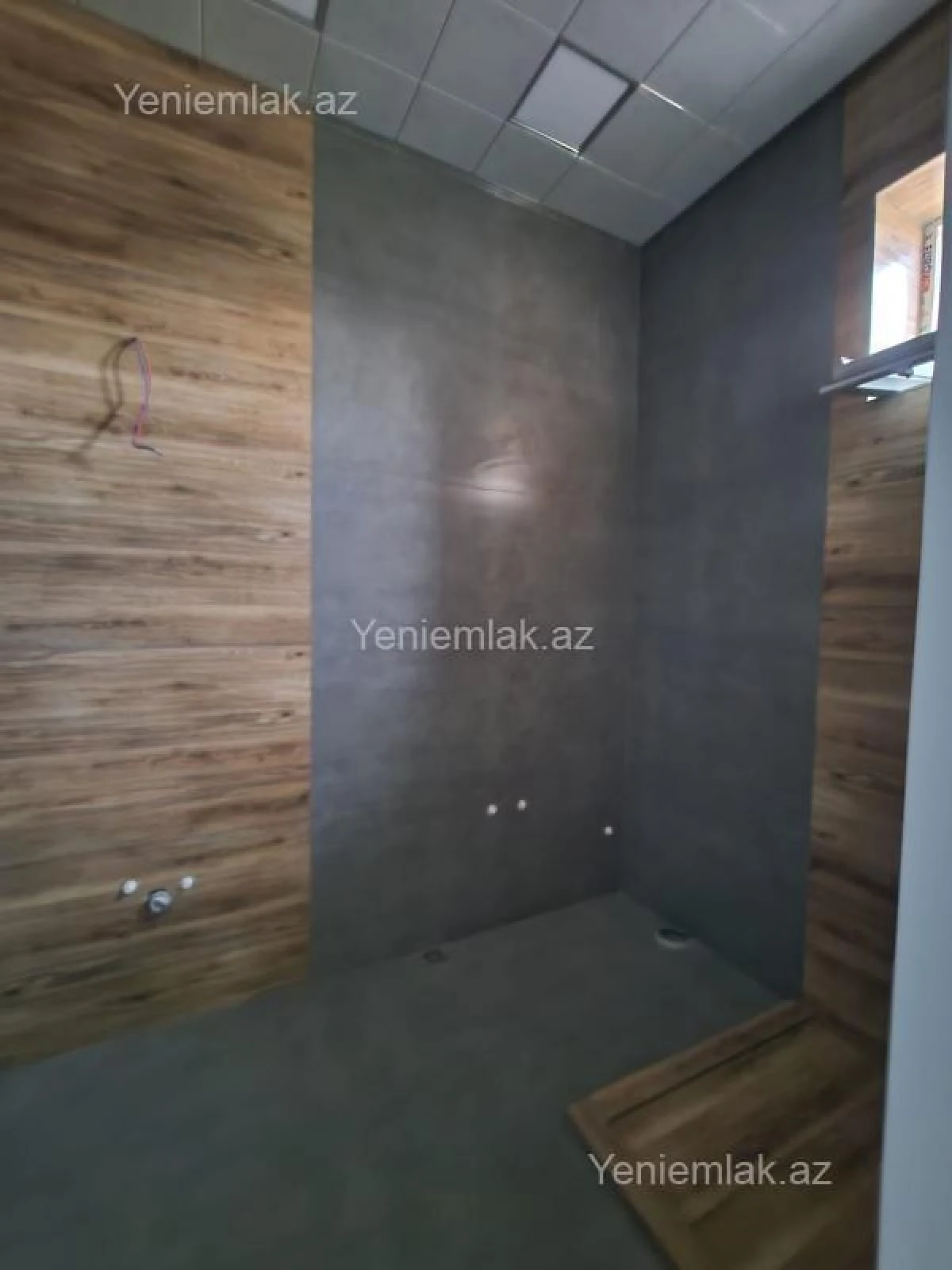 Satılır 5 otaqlı həyət evi 175 m²