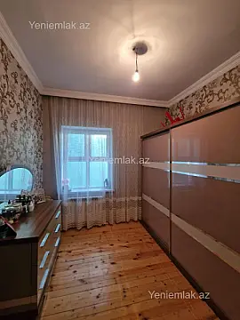 Satılır 4 otaqlı həyət evi 125 m²