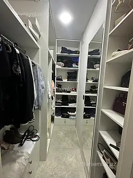 Satılır 3 otaqlı yeni tikili 159 m²