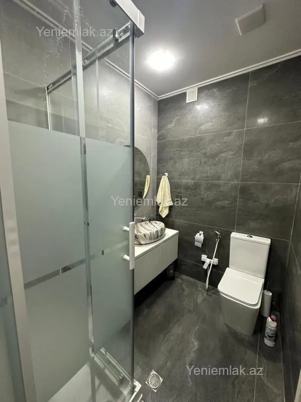 Satılır 3 otaqlı yeni tikili 159 m²