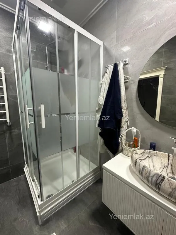 Satılır 3 otaqlı yeni tikili 159 m²