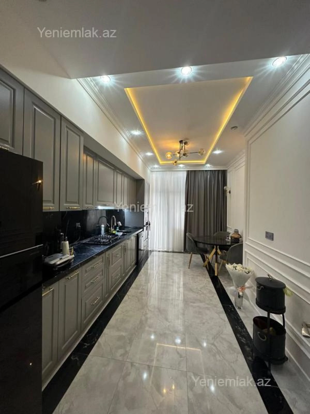 Satılır 3 otaqlı yeni tikili 159 m²
