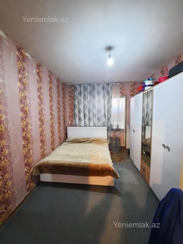 Satılır 2 otaqlı köhnə tikili 60 m²
