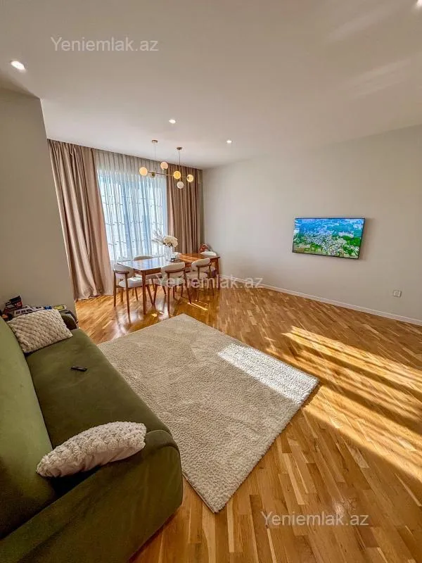 Satılır 2 otaqlı yeni tikili 90 m²
