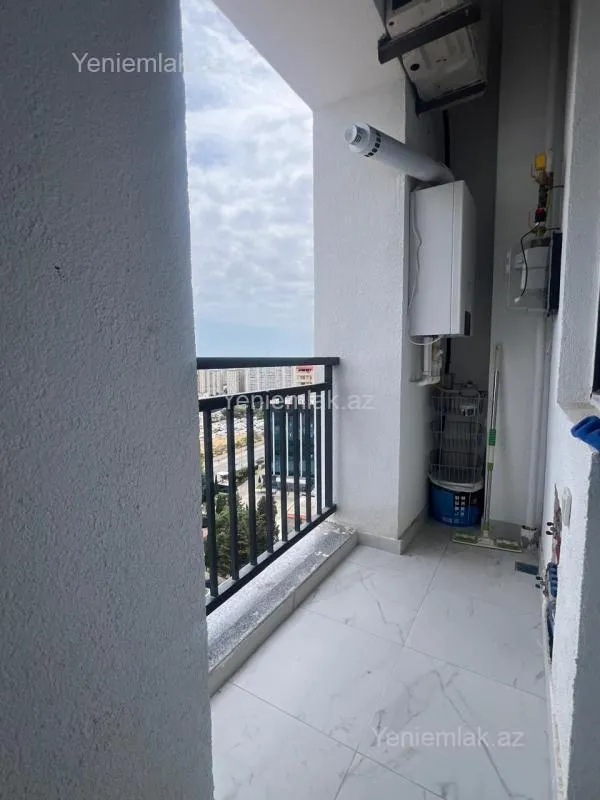 Satılır 3 otaqlı yeni tikili 77 m²