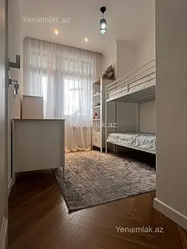 Satılır 3 otaqlı yeni tikili 77 m²
