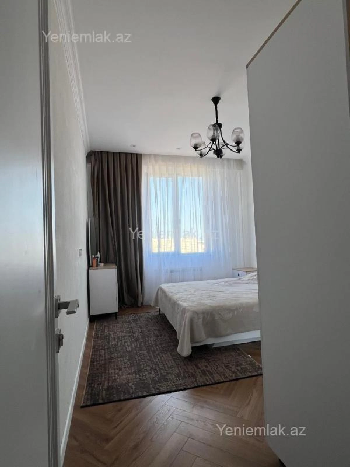 Satılır 3 otaqlı yeni tikili 77 m²