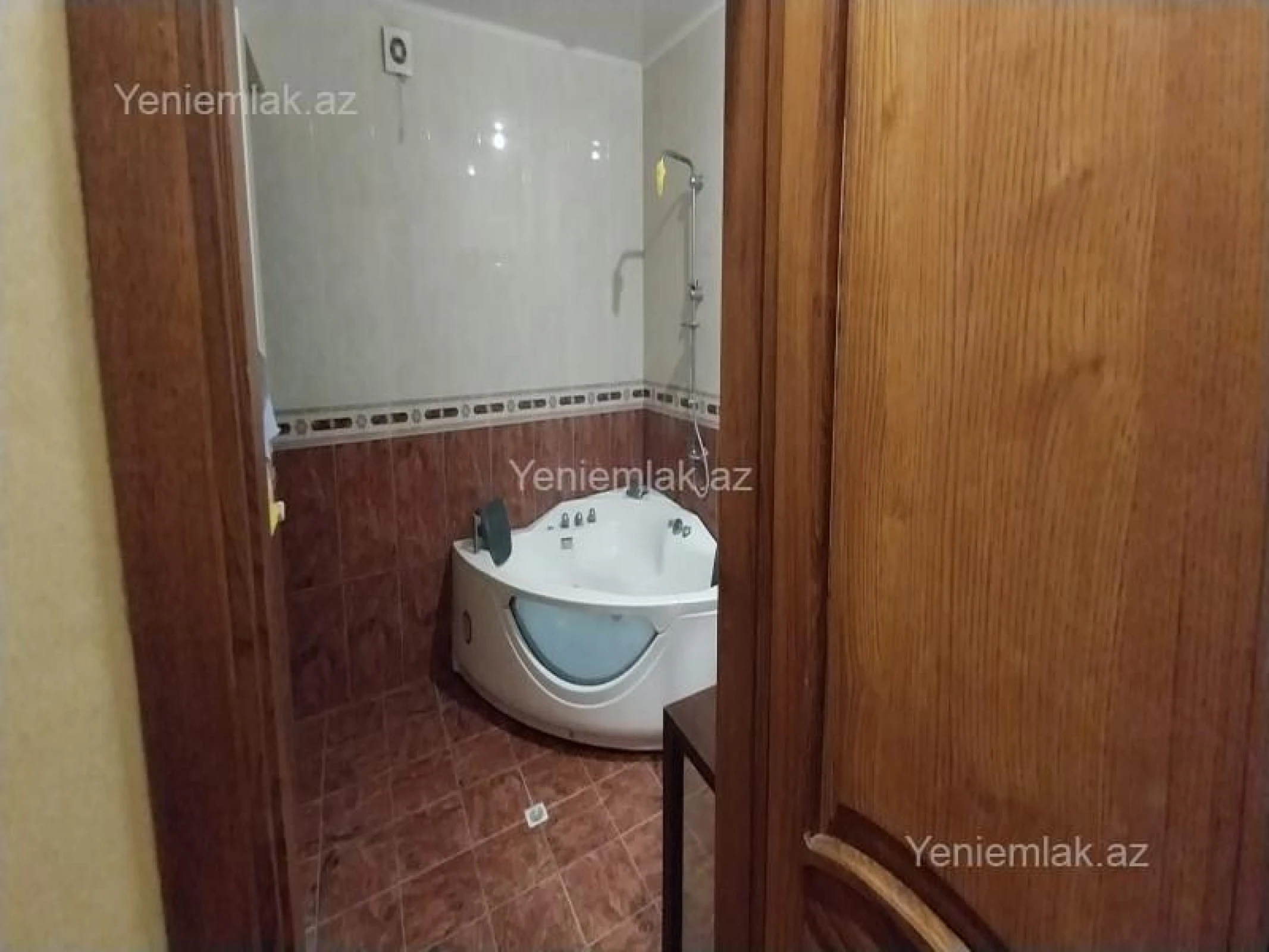 Satılır 3 otaqlı yeni tikili 123 m²