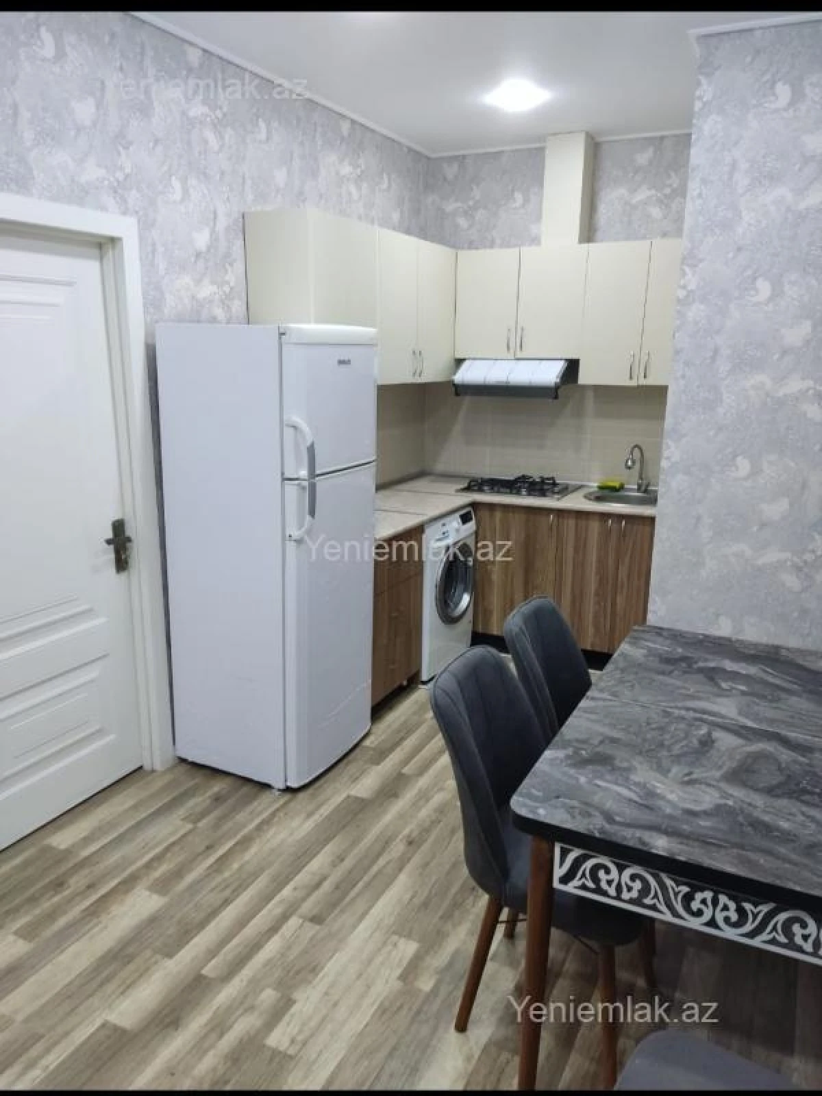 Satılır 2 otaqlı yeni tikili 55 m²