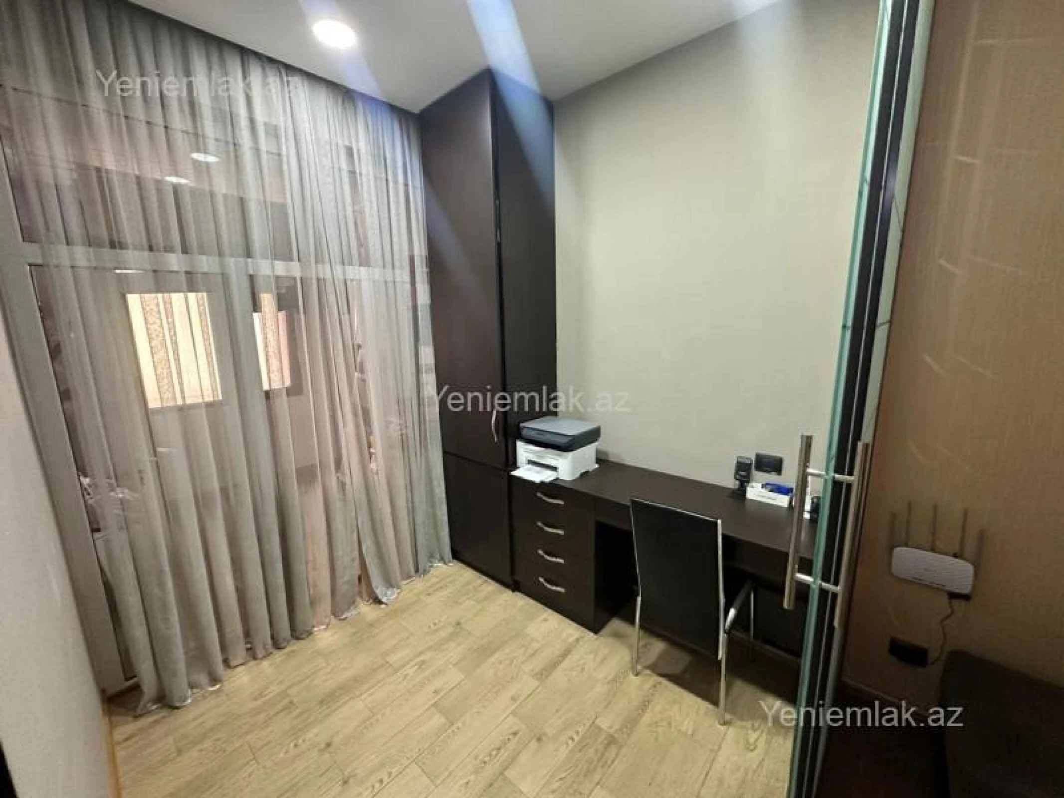 Satılır 4 otaqlı yeni tikili 140 m²
