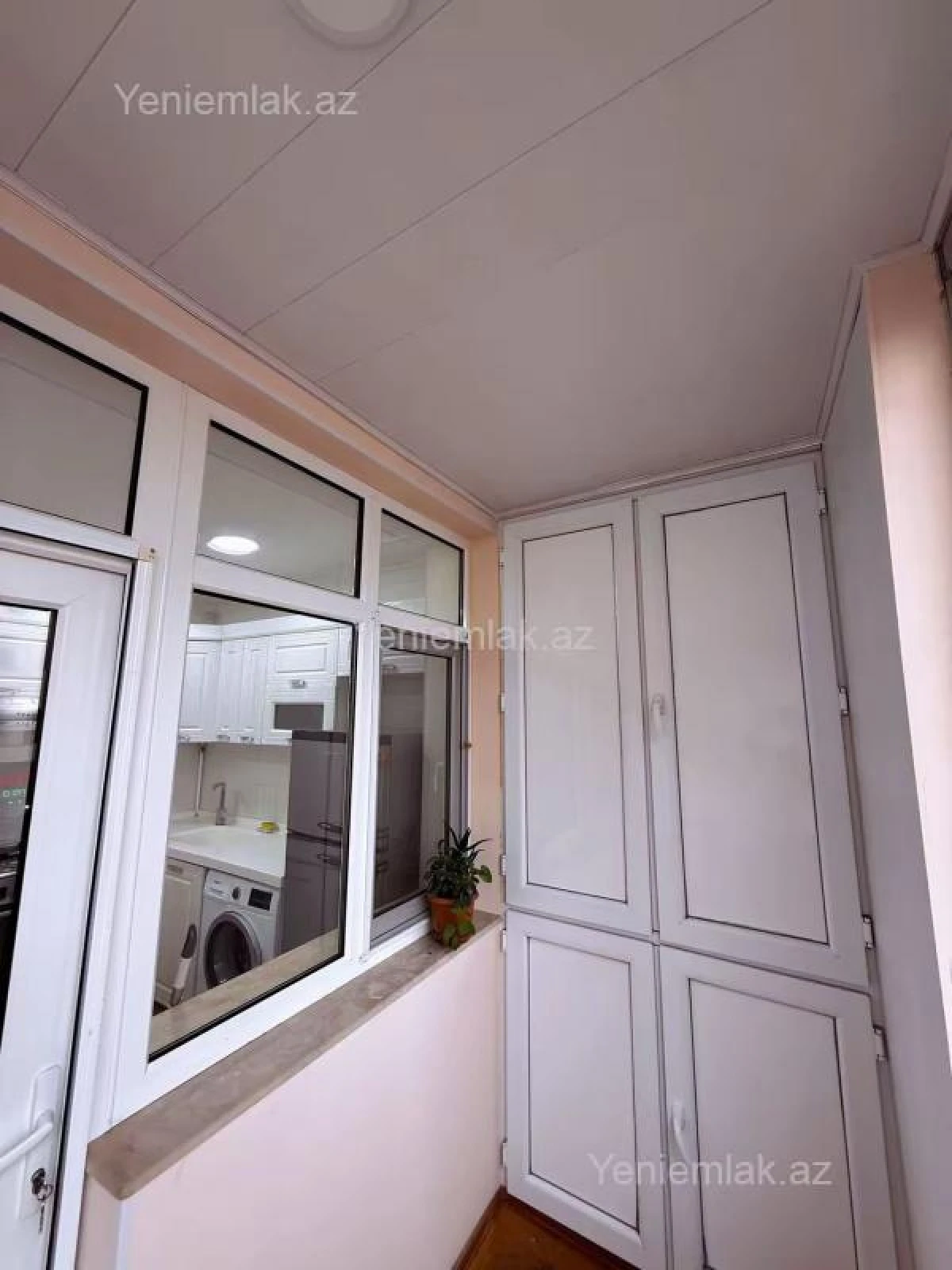 Satılır 3 otaqlı köhnə tikili 74 m²