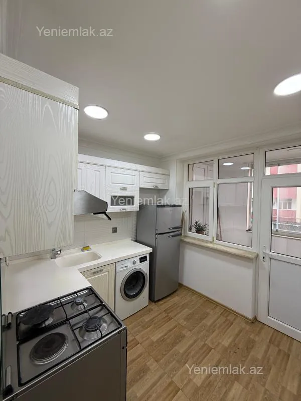 Satılır 3 otaqlı köhnə tikili 74 m²
