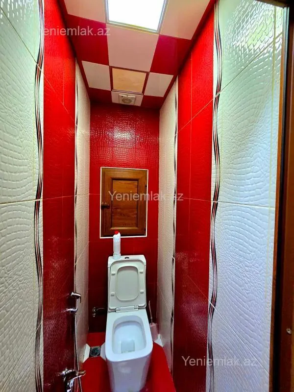 Satılır 3 otaqlı köhnə tikili 88 m²