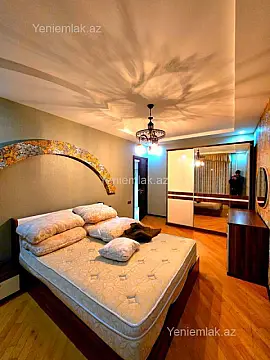 Satılır 3 otaqlı köhnə tikili 88 m²