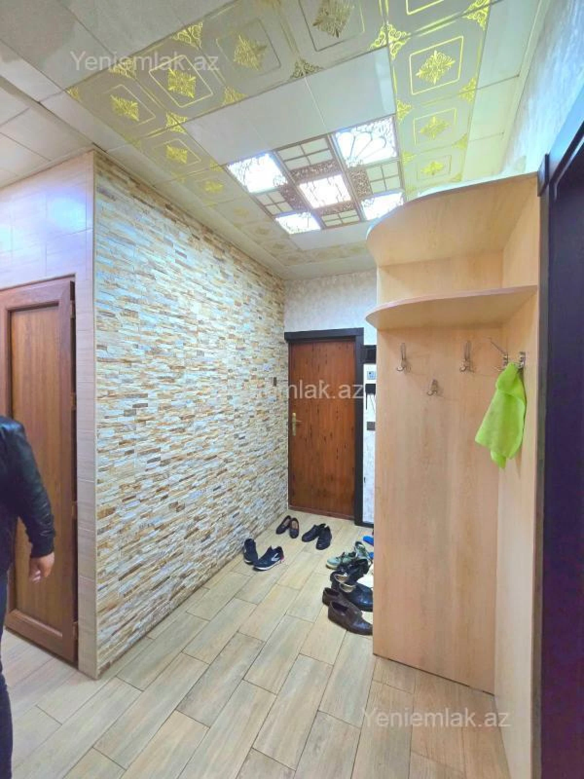 Satılır 3 otaqlı köhnə tikili 88 m²