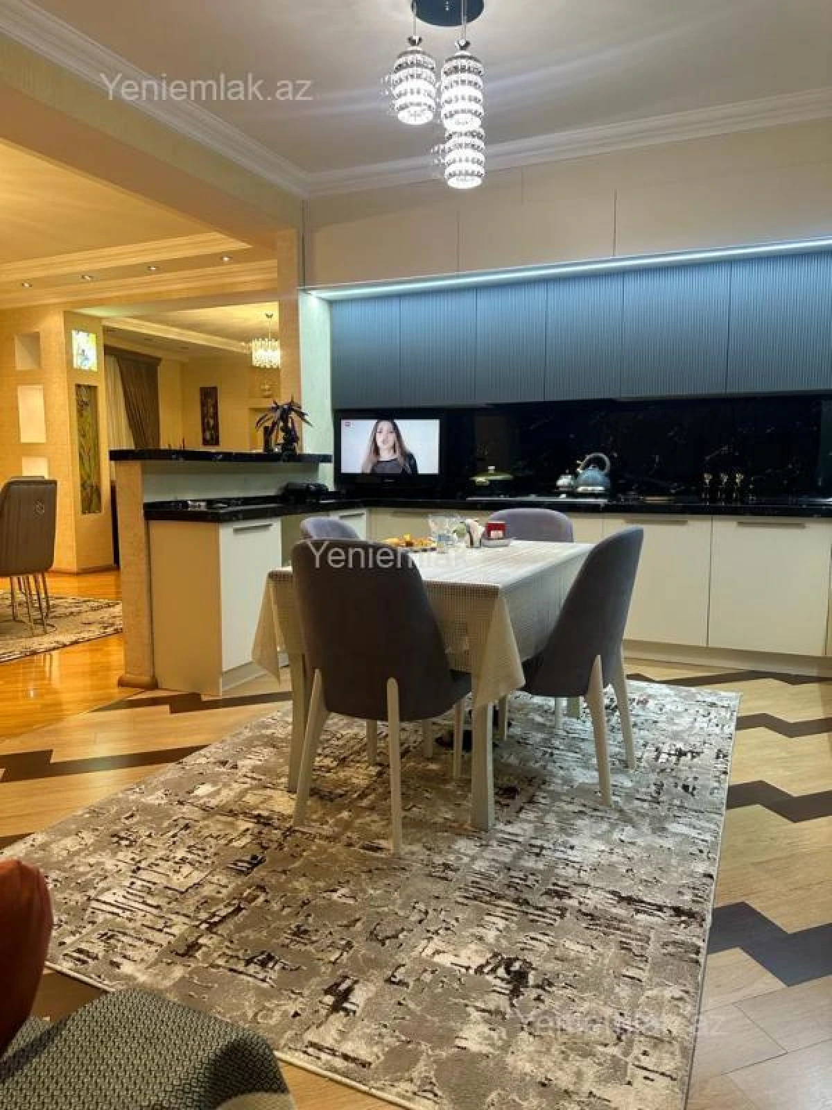 Satılır 4 otaqlı yeni tikili 220 m²