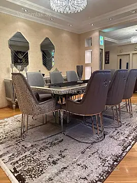 Satılır 4 otaqlı yeni tikili 220 m²