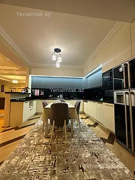 Satılır 4 otaqlı yeni tikili 220 m²