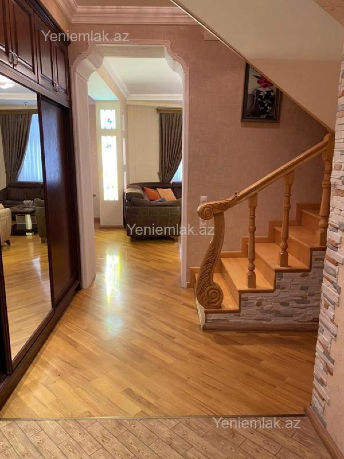 Satılır 4 otaqlı yeni tikili 220 m²