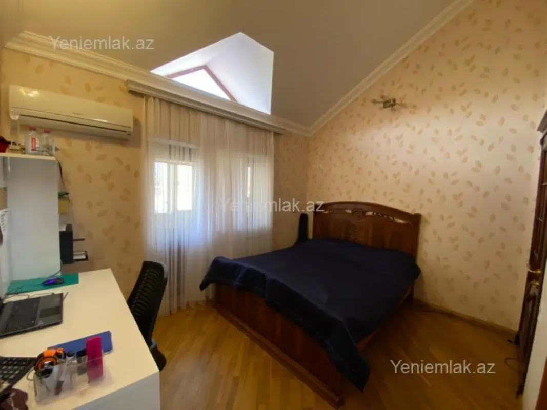 Satılır 4 otaqlı yeni tikili 220 m²