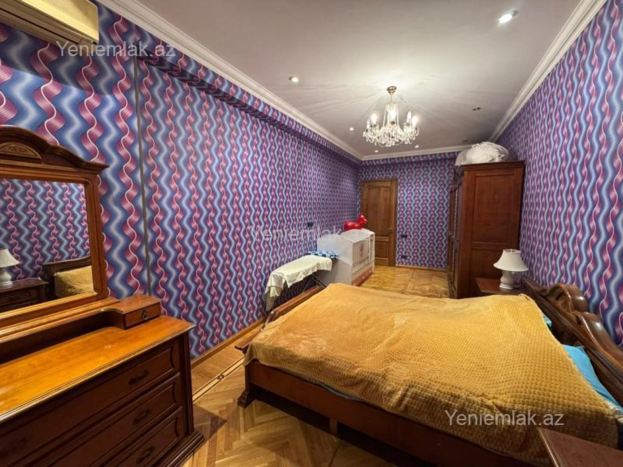 Satılır 2 otaqlı yeni tikili 110 m²