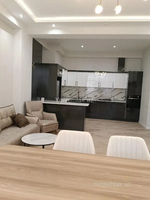 Satılır 2 otaqlı yeni tikili 91 m²