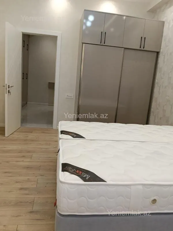 Satılır 2 otaqlı yeni tikili 91 m²