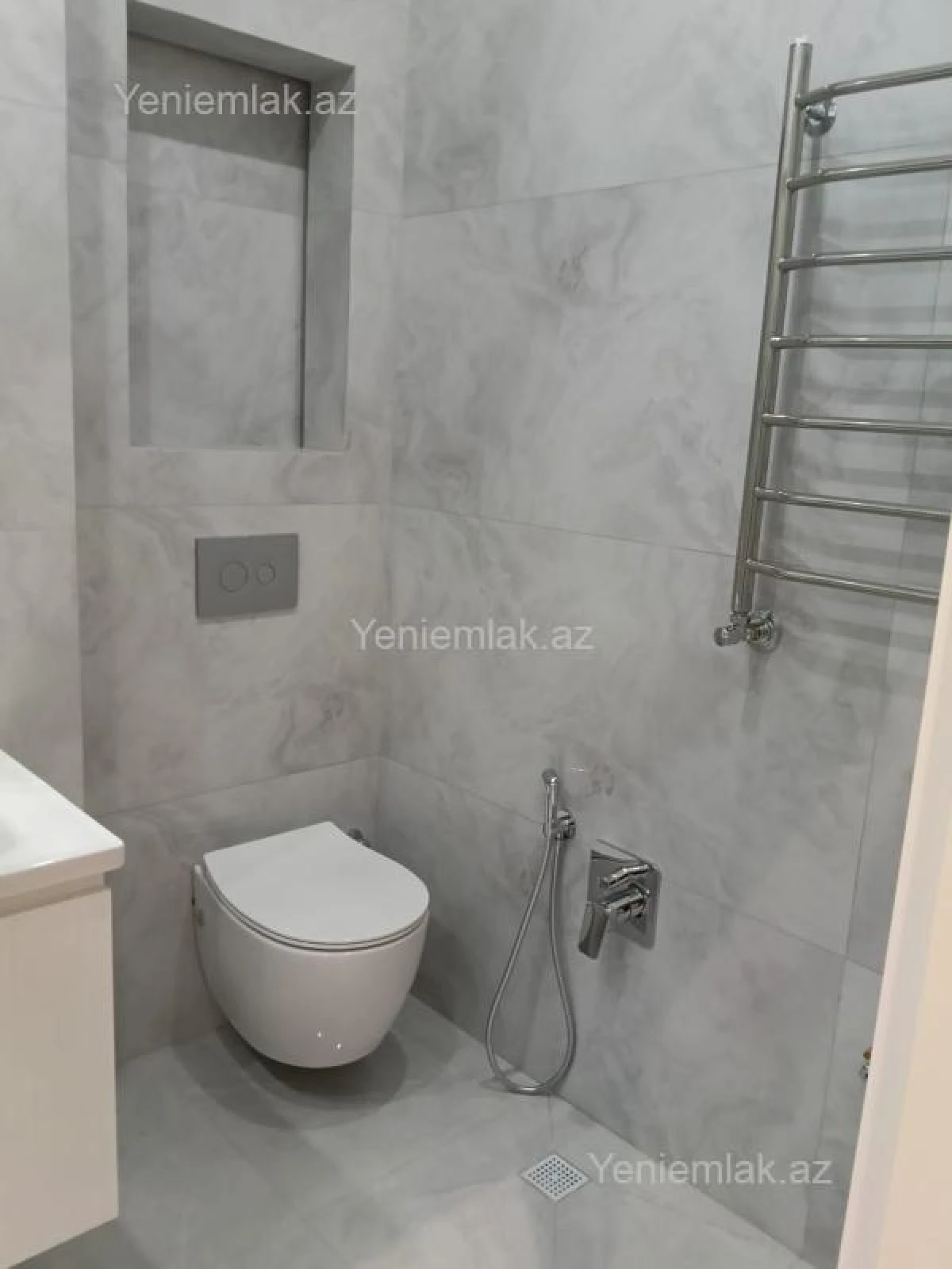 Satılır 2 otaqlı yeni tikili 91 m²