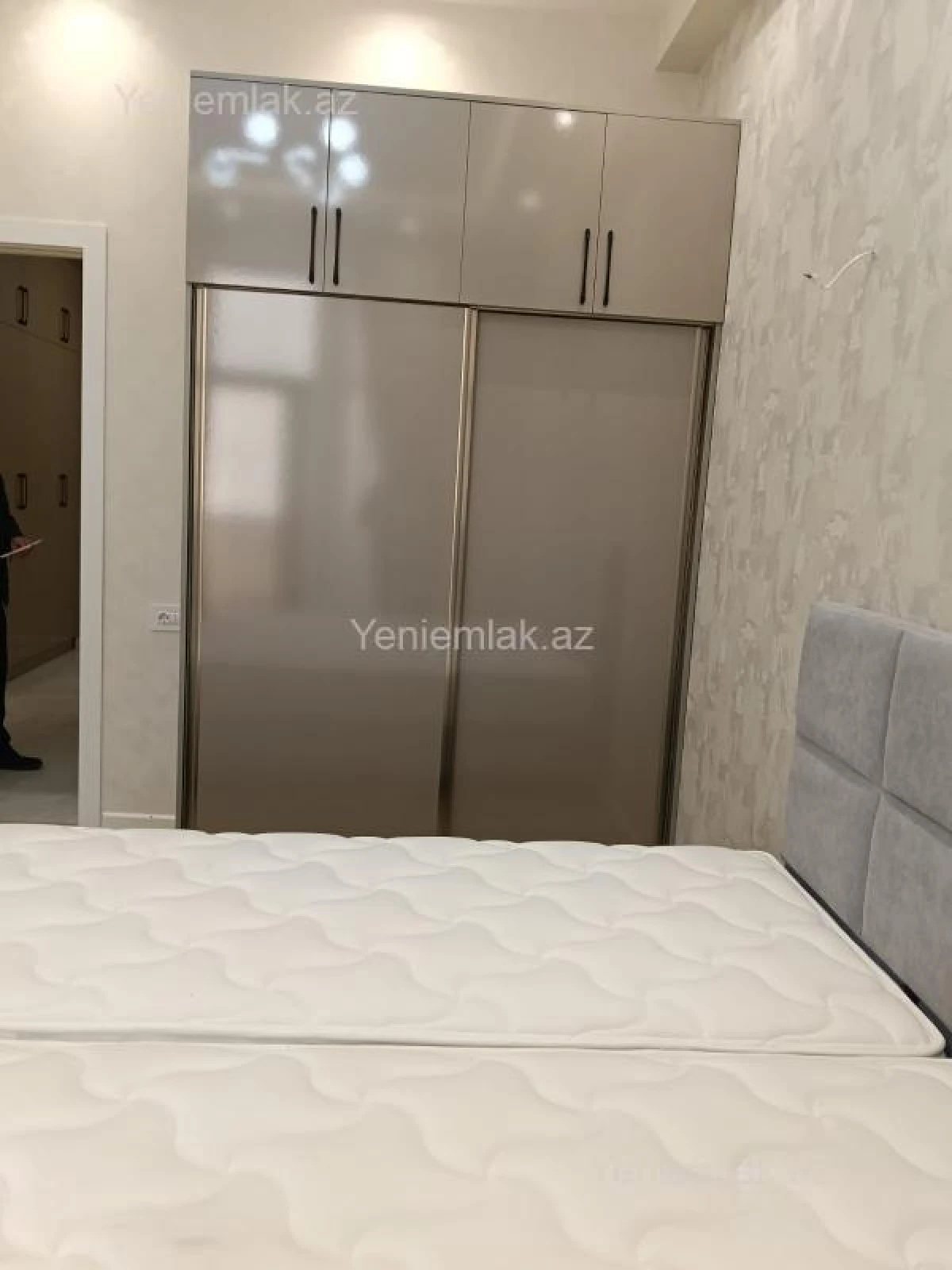 Satılır 2 otaqlı yeni tikili 91 m²
