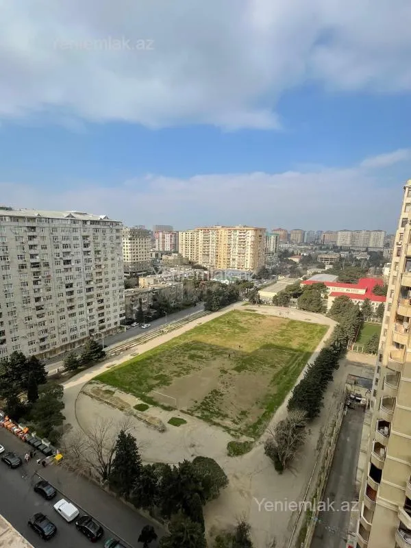 Satılır 4 otaqlı yeni tikili 130 m²
