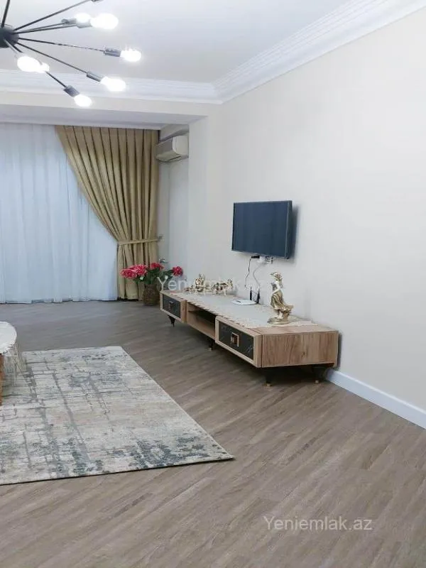 Satılır 2 otaqlı yeni tikili 60 m²